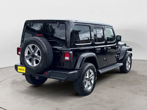 Used 2021 Jeep Wrangler Unlimited Sahara w/ Uconnect 4C Nav & Sound Group AWD/4WD image 5