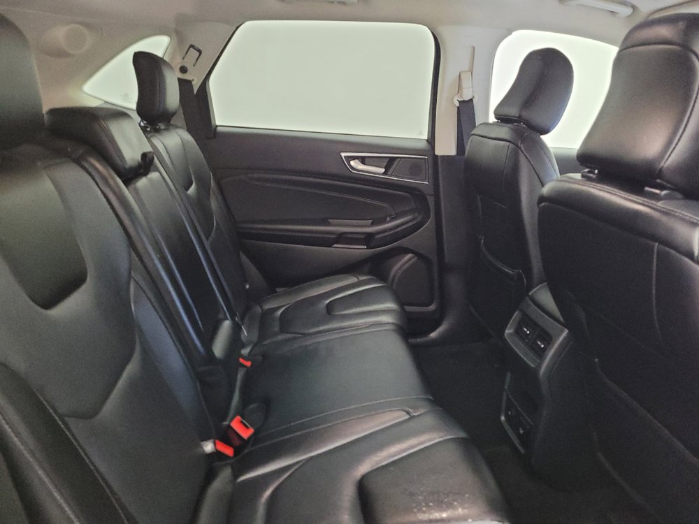 Used 2022 Ford Edge Titanium AWD/4WD image 19