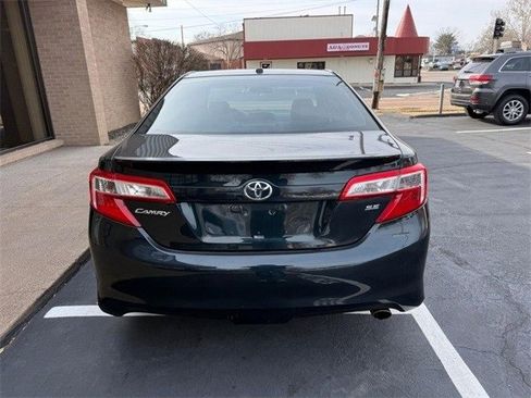Used 2013 Toyota Camry SE image 6