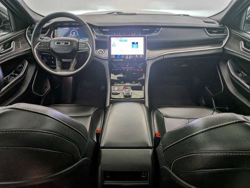 Used 2024 Jeep Grand Cherokee Limited 4xe image 18