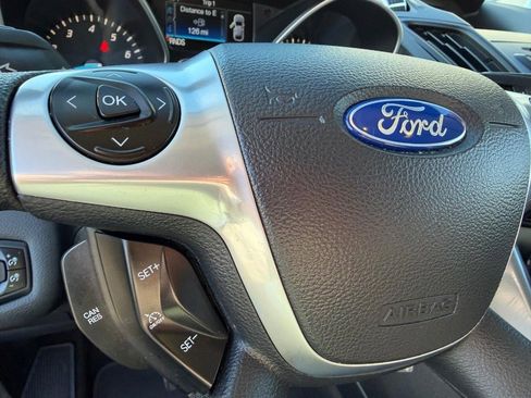 Used 2016 Ford Escape SE image 34