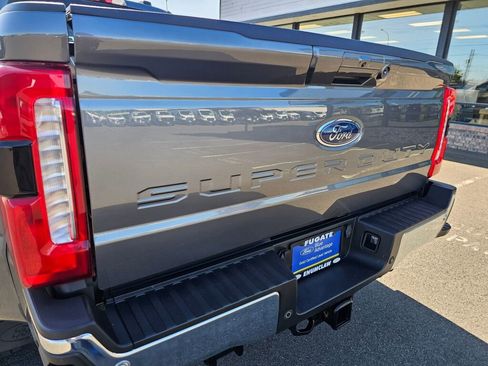 Certified 2023 Ford F450 Lariat w/ Camper Package image 9