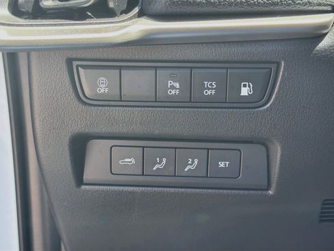 Used 2024 MAZDA CX-90 Plug-In Hybrid w/ Premium Pkg AWD/4WD image 17