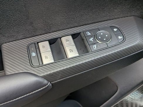 New 2026 Mitsubishi Outlander SE image 14