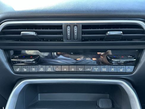 Certified 2025 MAZDA CX-90 3.3 Turbo S w/ Premium Package image 19