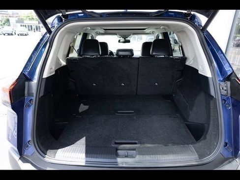 Used 2023 Nissan Rogue SL w/ SL Premium Package AWD/4WD image 16