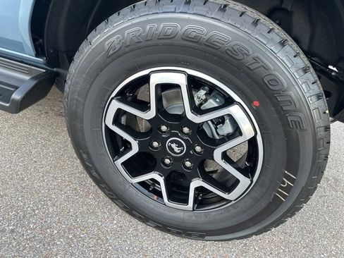 New 2025 Ford Bronco Outer Banks image 25