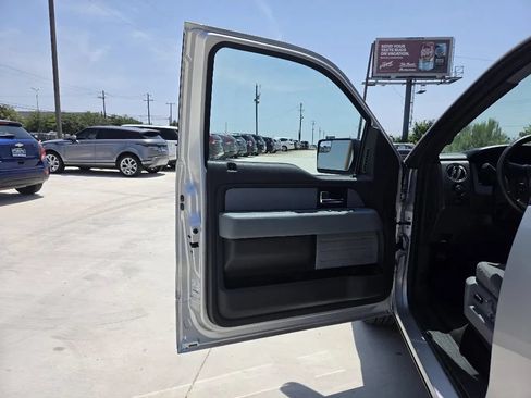 Used 2014 Ford F150 XLT w/ XLT Chrome Package RWD image 12