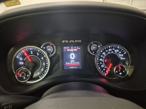 Used 2019 RAM 1500 Big Horn image 11