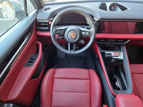 New 2025 Porsche Macan 4 Electric image 14