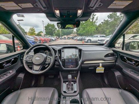 Used 2025 Subaru Forester Limited w/ Popular Package #1 AWD/4WD image 21