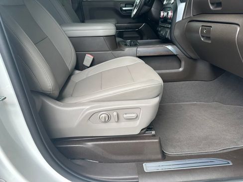 Used 2021 GMC Sierra 1500 SLT w/ SLT Premium Plus Package RWD image 39