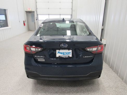 Used 2025 Subaru Legacy AWD/4WD image 12