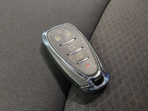 Used 2023 Chevrolet Malibu LT FWD image 32