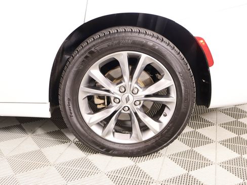 Used 2022 Dodge Charger SXT image 17