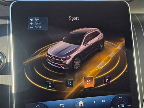 New 2026 Mercedes-Benz GLC 300 image 31