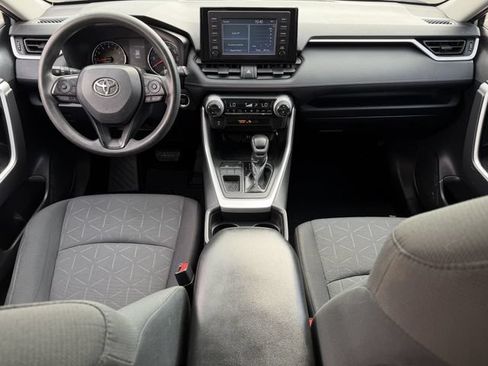 Certified 2019 Toyota RAV4 XLE FWD image 10