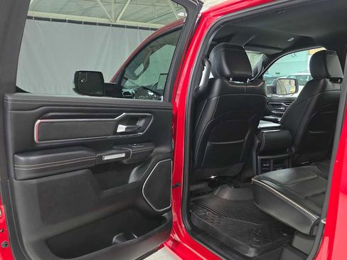 Used 2023 RAM 1500 Laramie AWD/4WD image 15
