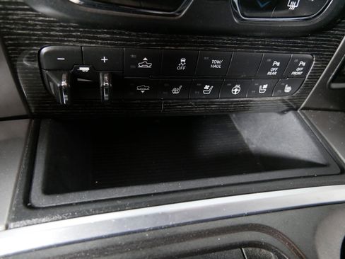 Used 2016 RAM 1500 Limited AWD/4WD image 31