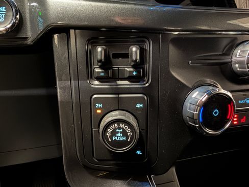 Certified 2022 Ford F150 XLT w/ Equipment Group 302A High image 20