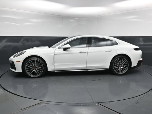 New 2026 Porsche Panamera 4 AWD/4WD image 2