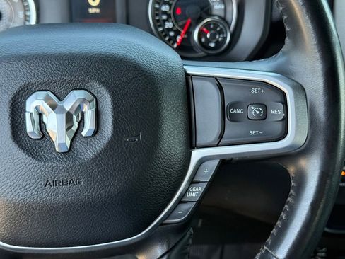 Used 2024 RAM 2500 Big Horn AWD/4WD image 17