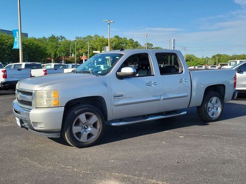 Used 2011 Chevrolet Silverado 1500 LT w/ Texas Edition image 2