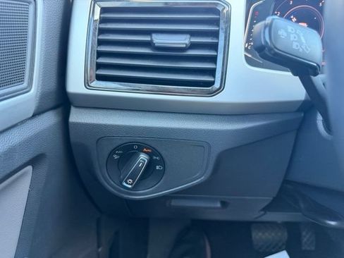 Certified 2023 Volkswagen Atlas SEL AWD/4WD image 22