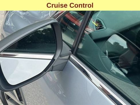Used 2022 Subaru Outback AWD/4WD image 7