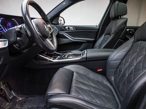 Certified 2023 BMW X7 xDrive40i w/ M Sport Package image 19