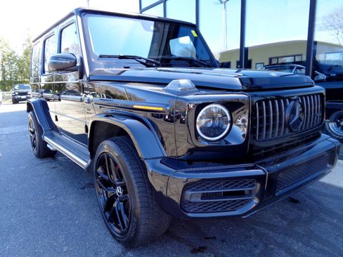Used 2022 Mercedes-Benz G 63 AMG 4MATIC image 3