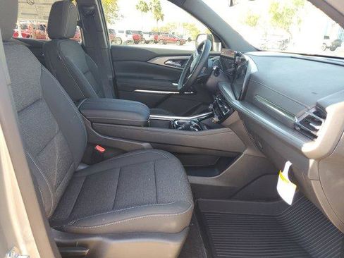 New 2026 Chevrolet Traverse LT w/ LPO, Floor Liner Package image 10