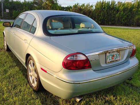 Used 2006 Jaguar S-TYPE 4.2 image 10