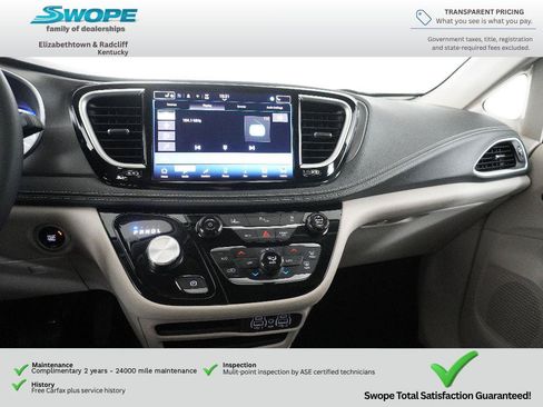 Used 2024 Chrysler Pacifica Limited FWD image 26