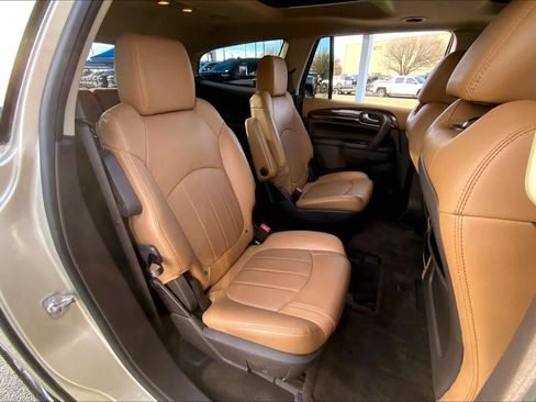 Used 2016 Buick Enclave Premium image 20