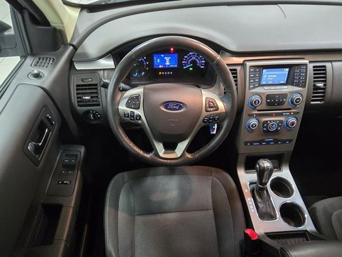 Used 2019 Ford Flex SE image 20