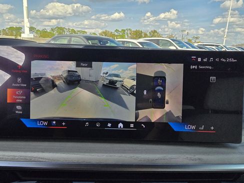 New 2026 BMW ALPINA XB7 AWD/4WD image 19