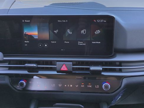 New 2026 Kia Sportage EX image 17