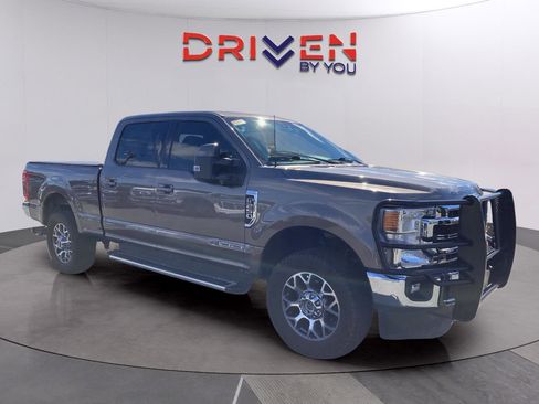 Used 2022 Ford F250 Lariat w/ Lariat Value Package image 7