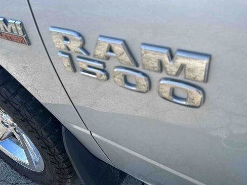 Used 2016 RAM 1500 Classic SLT AWD/4WD image 15