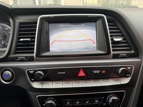 Used 2018 Hyundai Sonata SEL w/ Cargo Package image 16