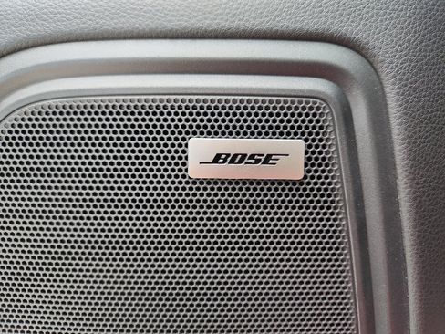 New 2026 Porsche Macan image 19