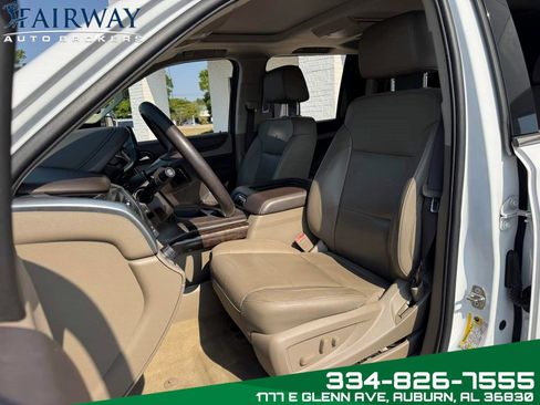 Used 2018 Chevrolet Suburban LT RWD image 10