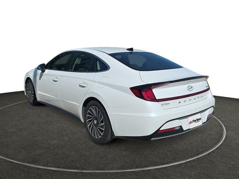 Used 2021 Hyundai Sonata SEL FWD image 3