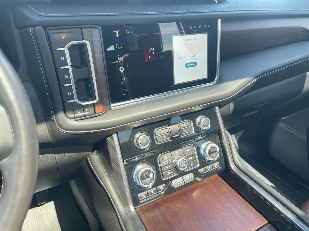 Used 2023 GMC Yukon Denali Ultimate AWD/4WD image 27