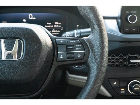 Used 2024 Honda Accord EX image 11