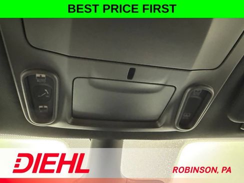 New 2027 Chrysler Pacifica Select w/ Family Tech Group FWD image 38