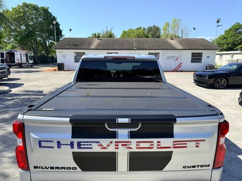 Used 2020 Chevrolet Silverado 1500 Custom w/ Rally Edition RWD image 5