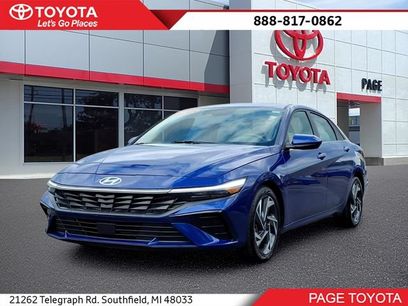 Used 2025 Hyundai Elantra SEL