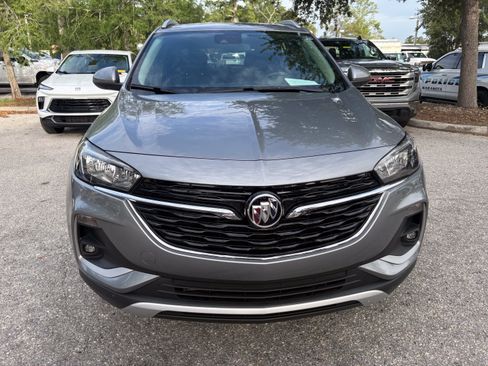 Used 2023 Buick Encore GX Select w/ Safety Package II FWD image 2